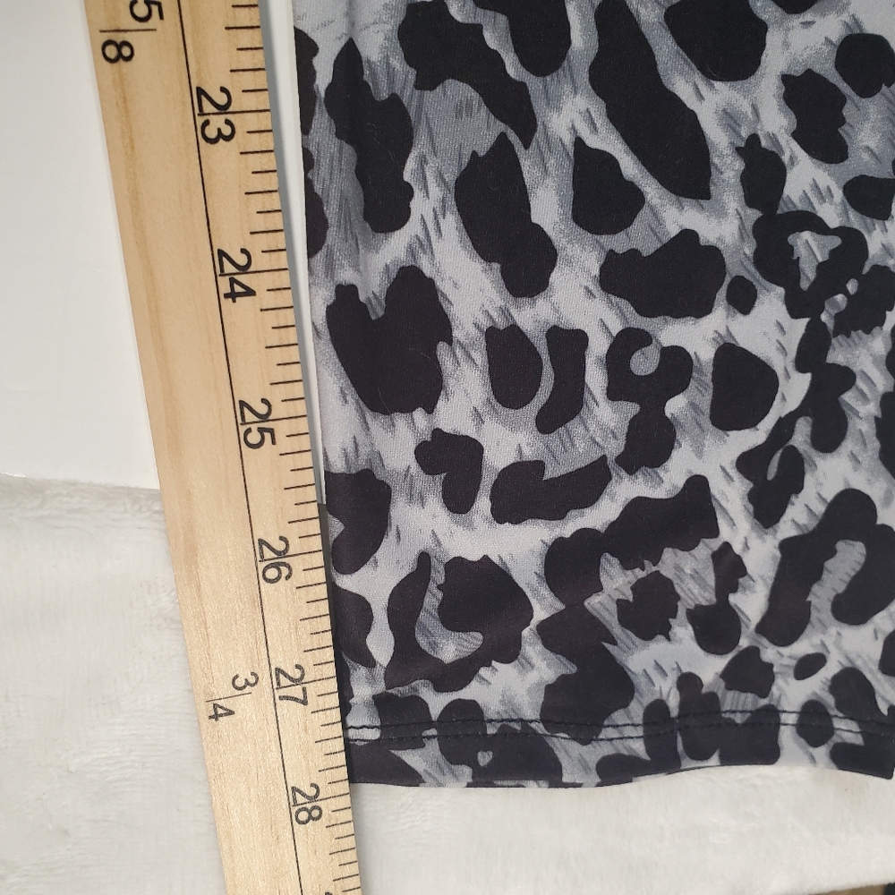 SHEIN Curve Black and White Leggings - Picture 6 of 8